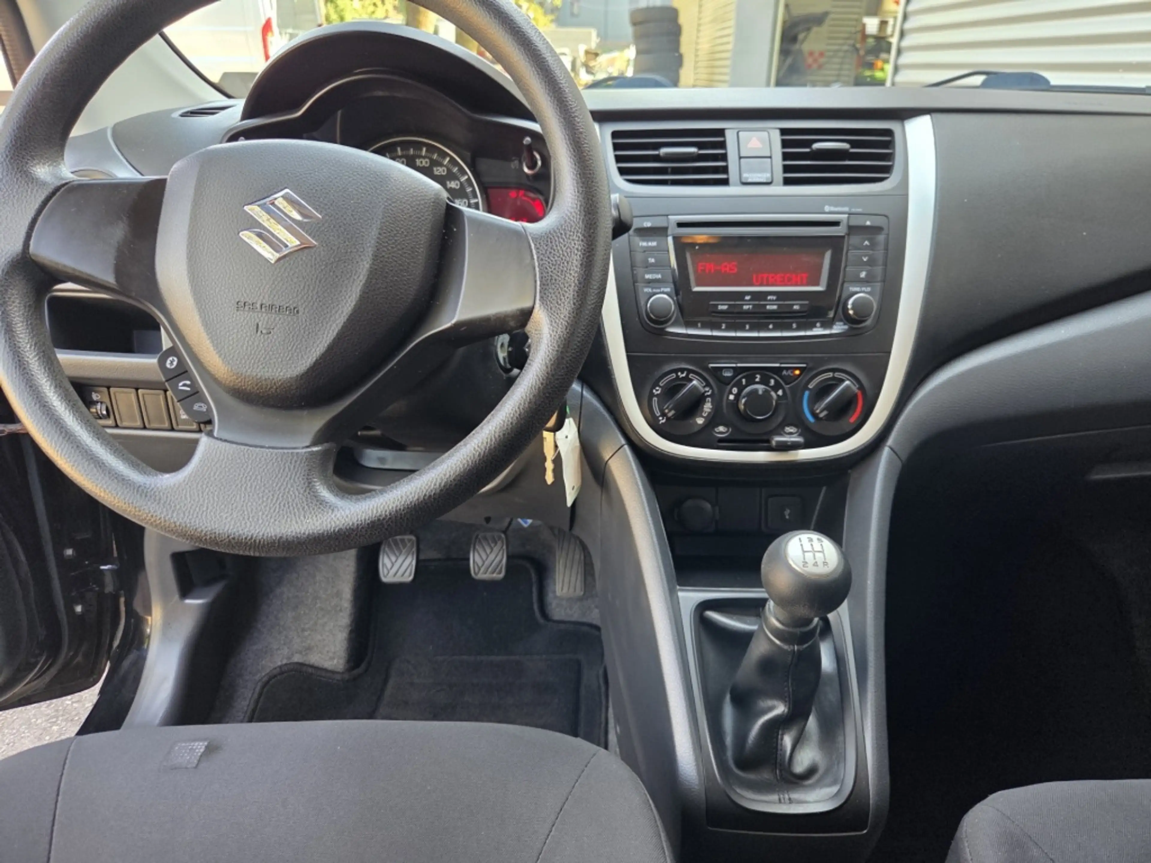 Suzuki Celerio 1.0 Comfort GT Pakket/ LM velgen — photo 3