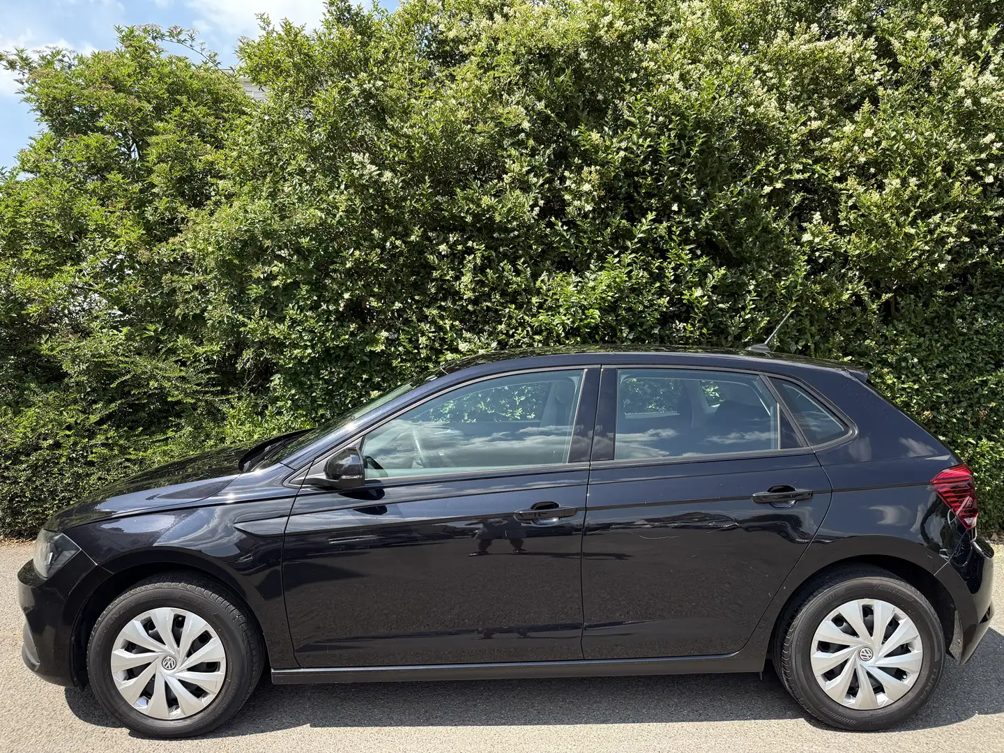 Volkswagen Polo 1.6 TDi+AIRCO+NAVI+EURO 6C Schwarz - 2