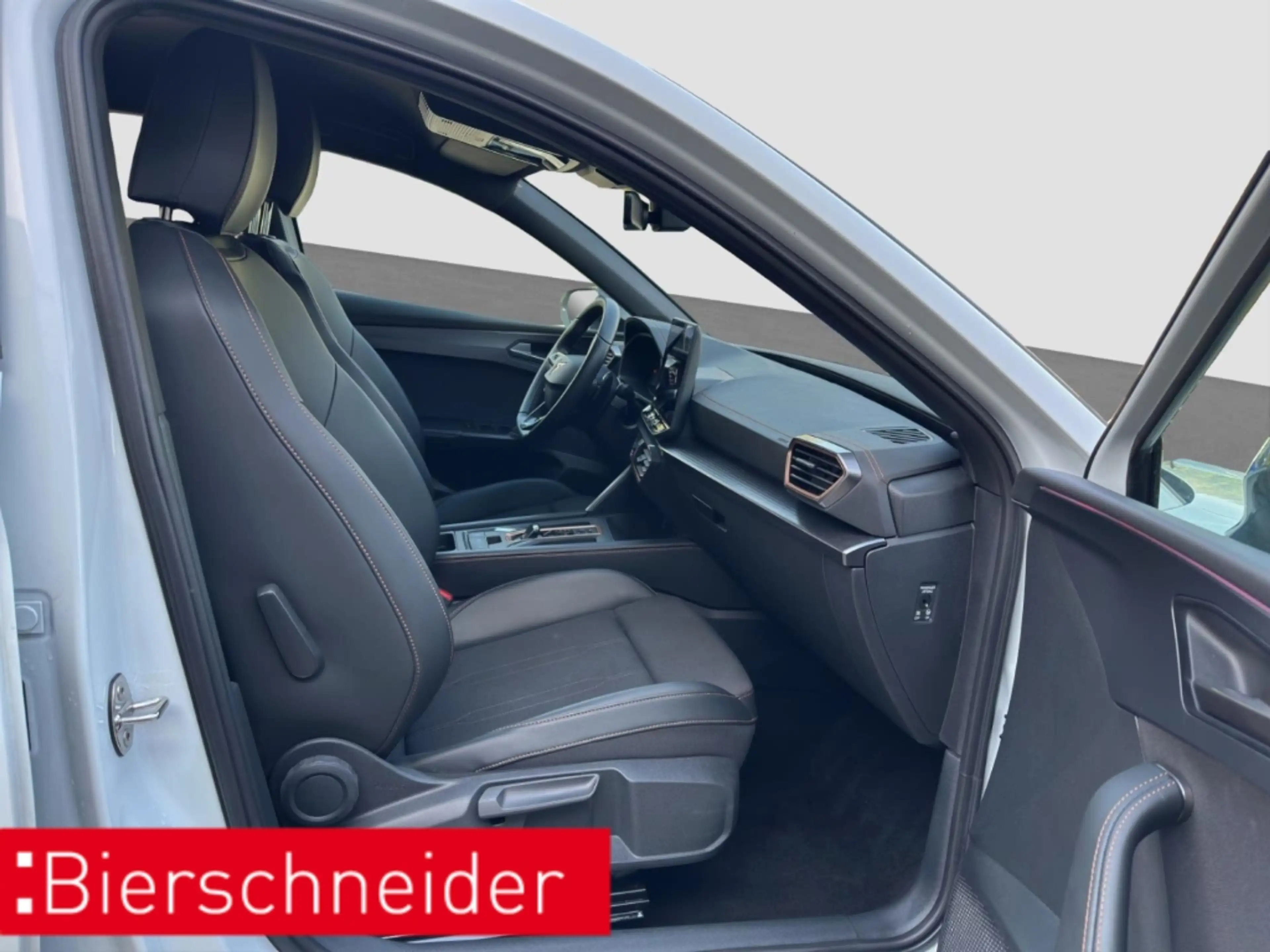 CUPRA Leon 1.5 eTSI DSG MATRIX NAVI REAR VIEW SHZ — photo 14