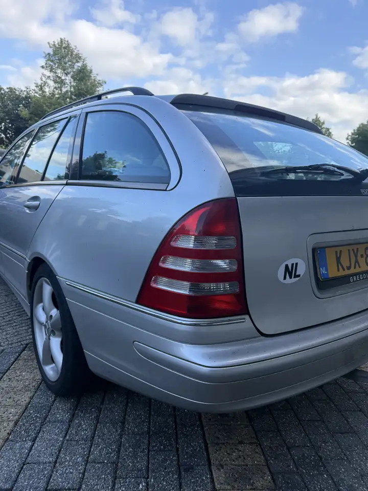Mercedes-Benz C 240 Classic, foto 5