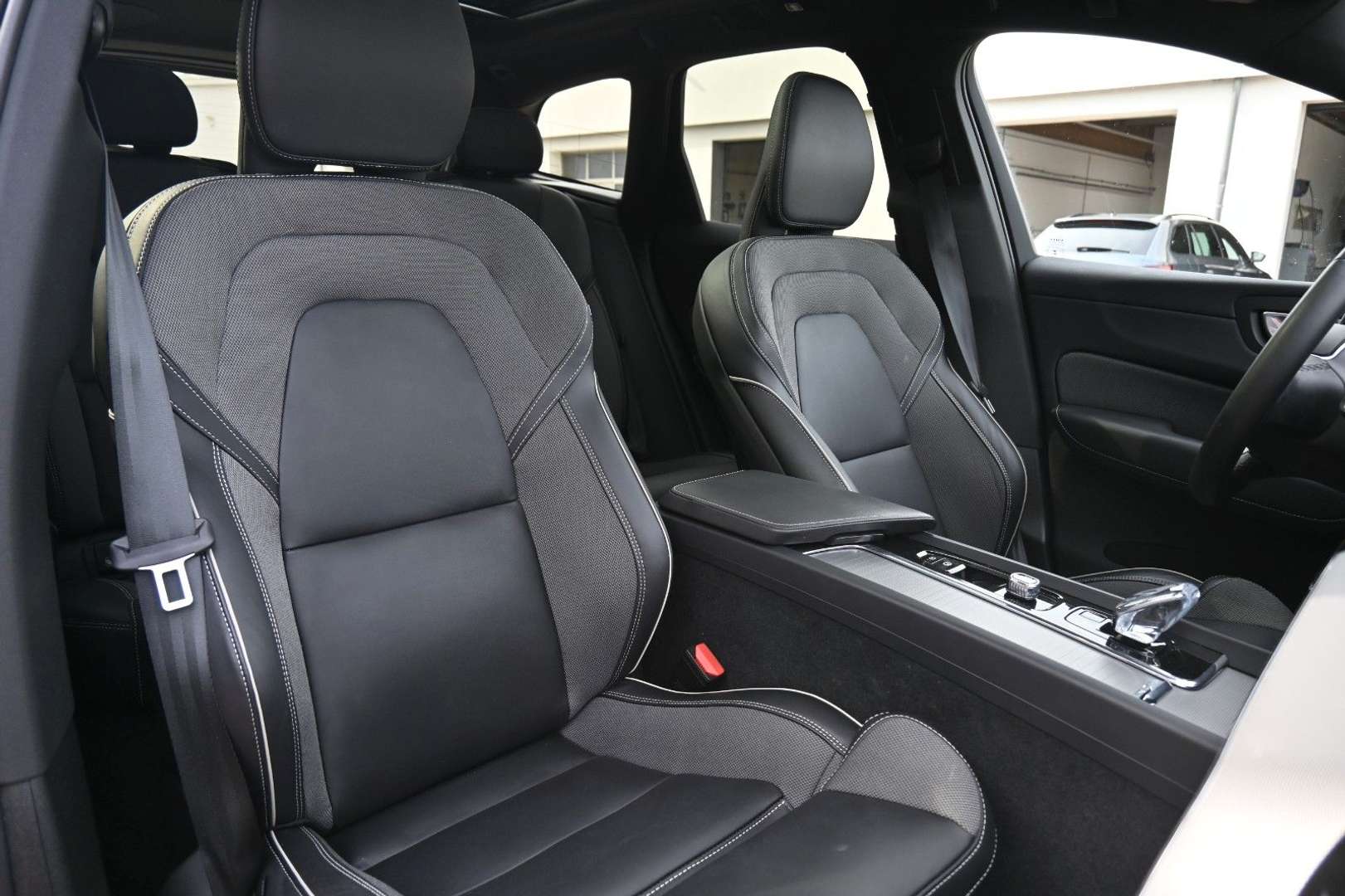 Volvo XC60 B4 Plus - 2023 - Joinsteer - #15