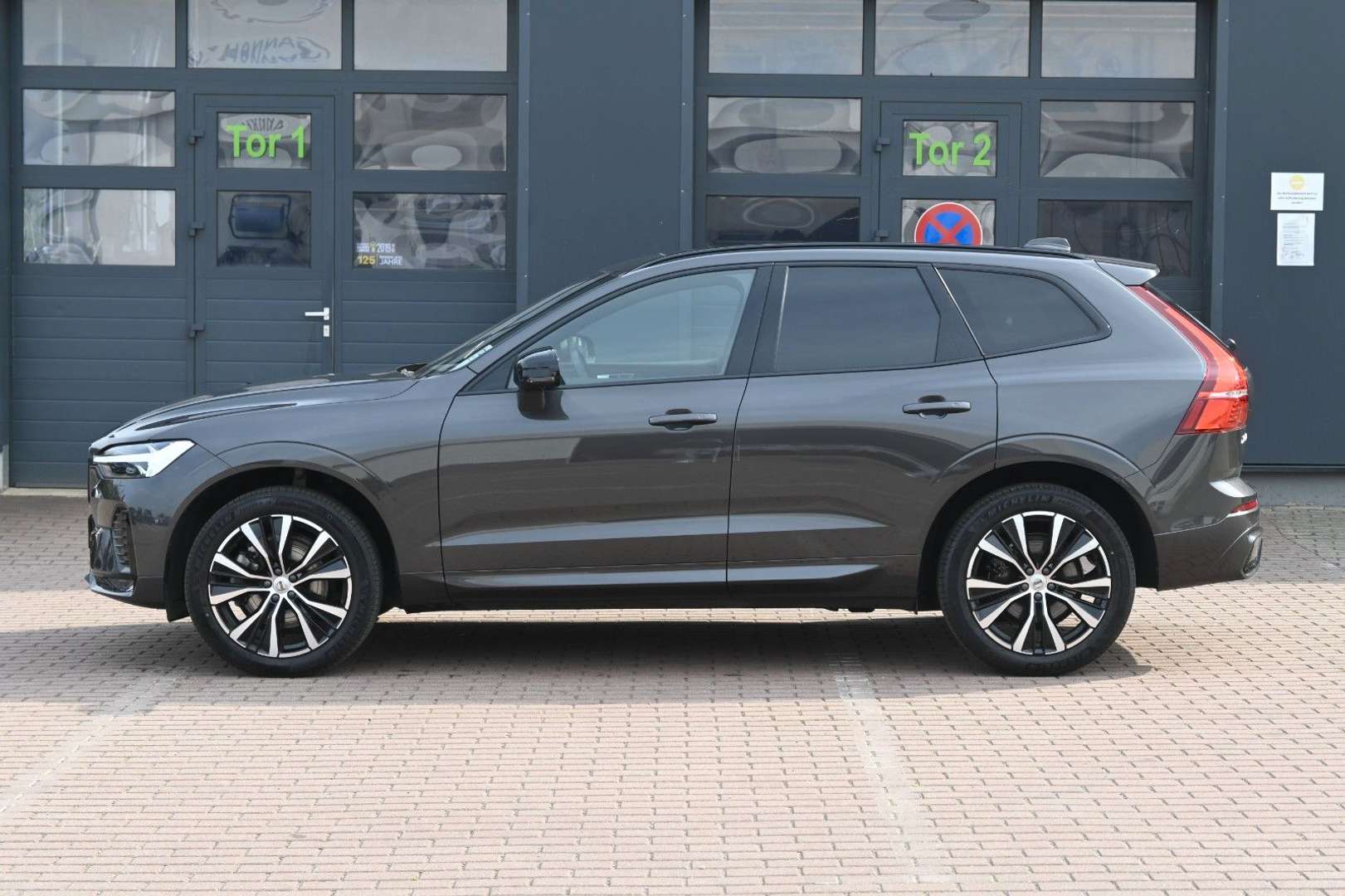 Volvo XC60 B4 Plus -  - Joinsteer - #2