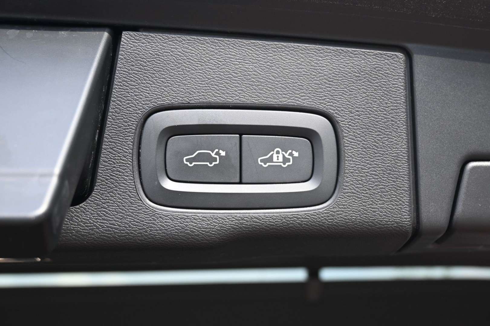 Volvo XC60 B4 Plus - 2023 - Joinsteer - #9