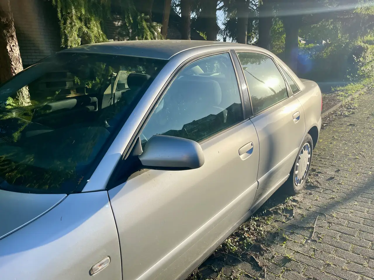 Audi A4 1.6, foto 2