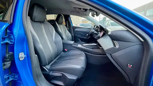 Peugeot 308 view 12