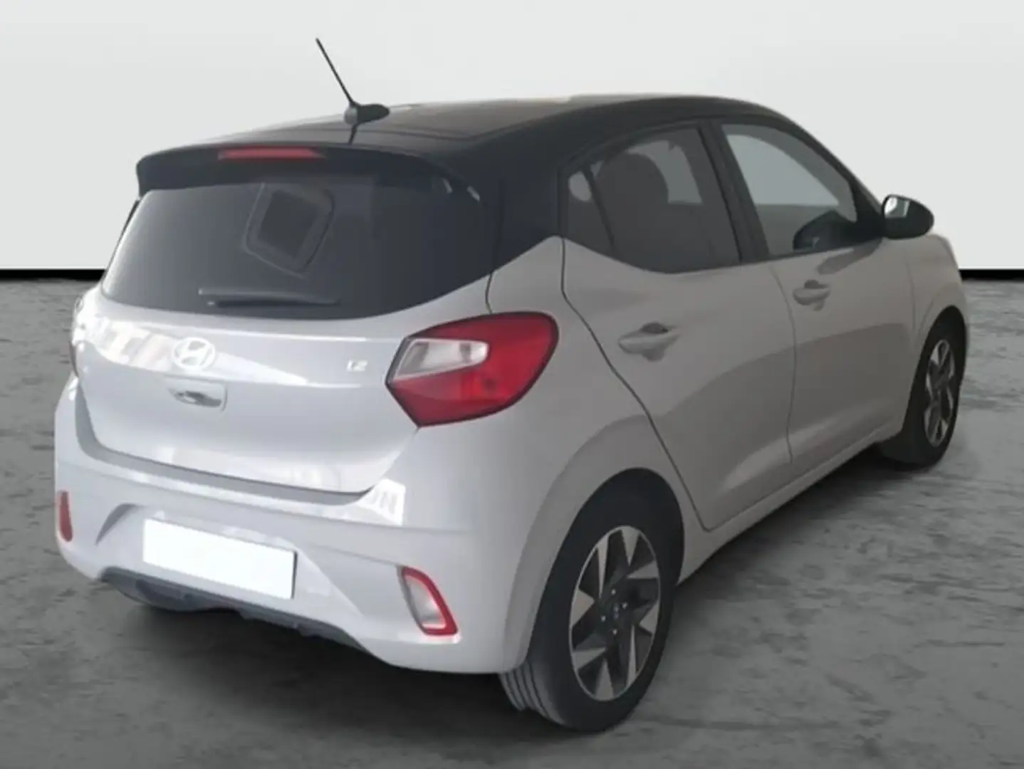 Hyundai i10 Blackline Gris - 2