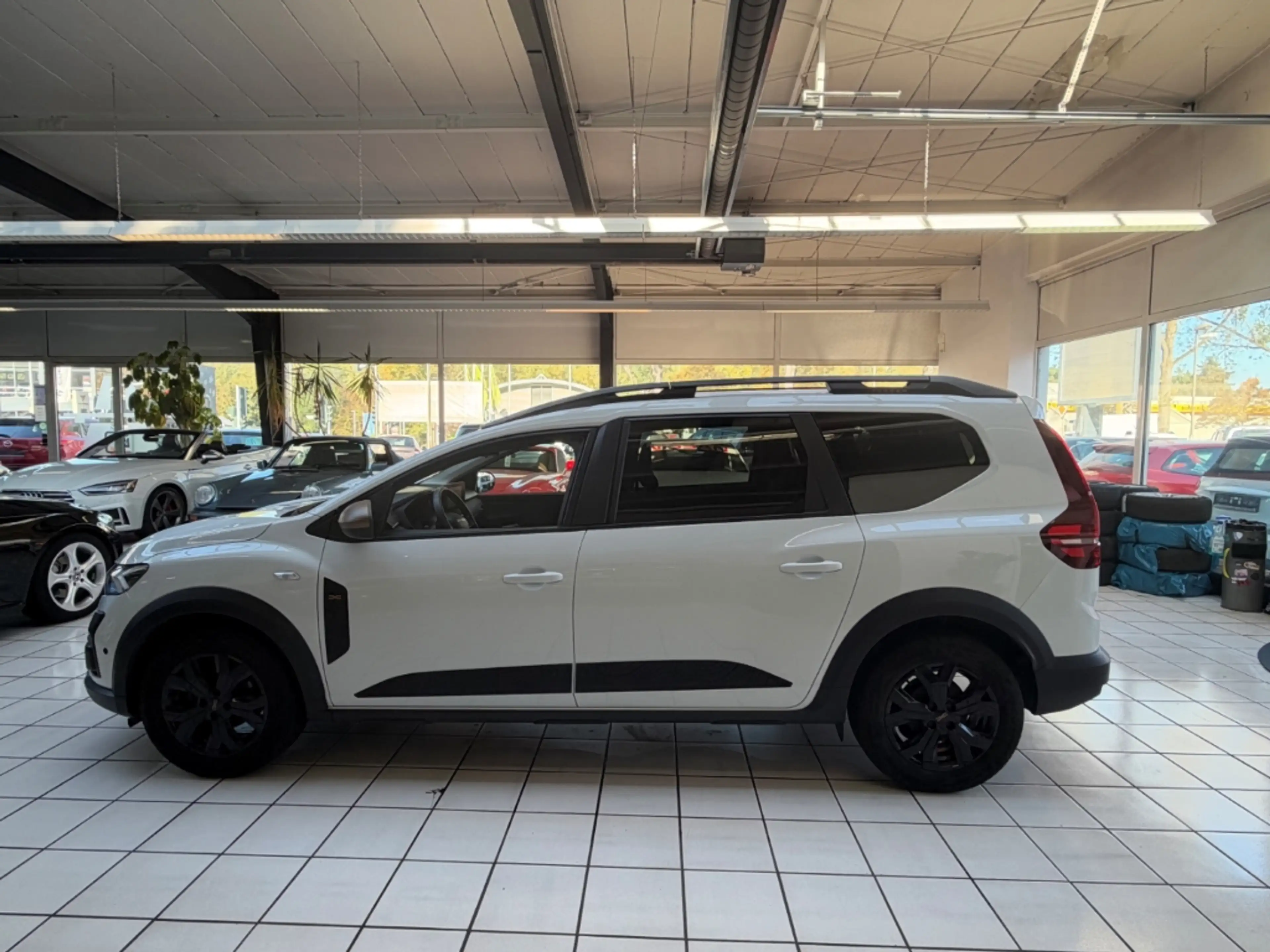 Dacia Jogger Extreme+ Scheckheft Navi Fahrerprofil SHZ Totwinke — photo 5