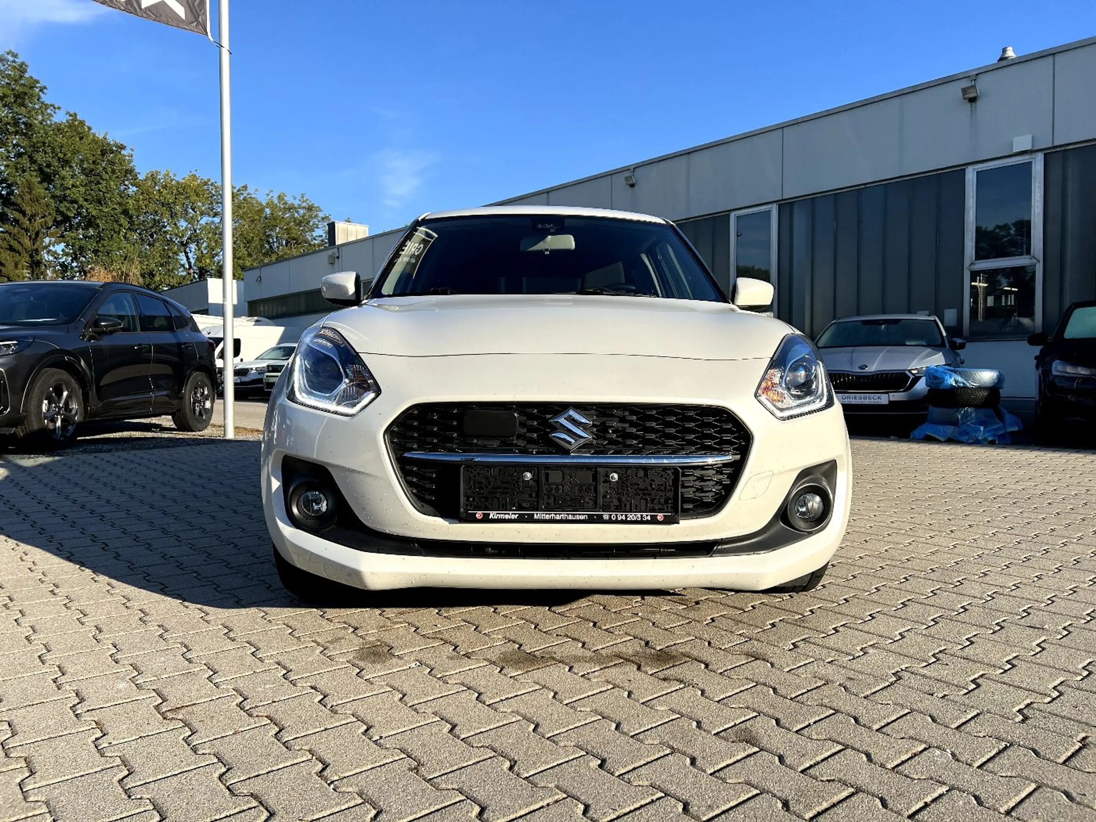 Suzuki Swift 1.2 Dualjet SHVS Comfort LED Kamera Sitzh. — photo 6