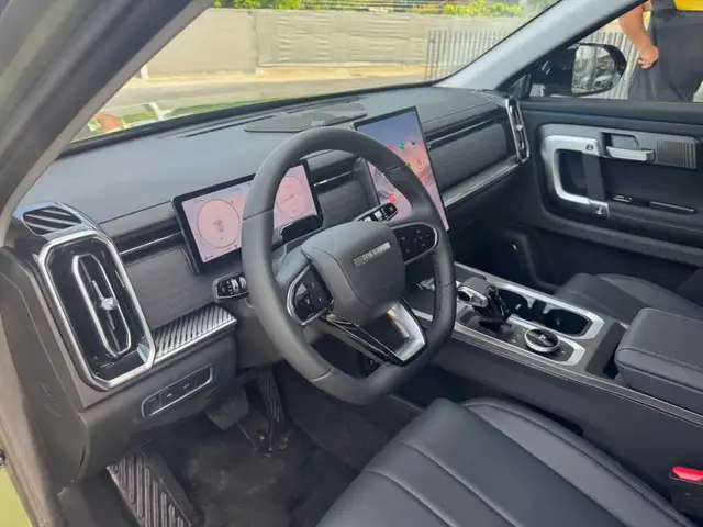 Jaecoo J7 view 9