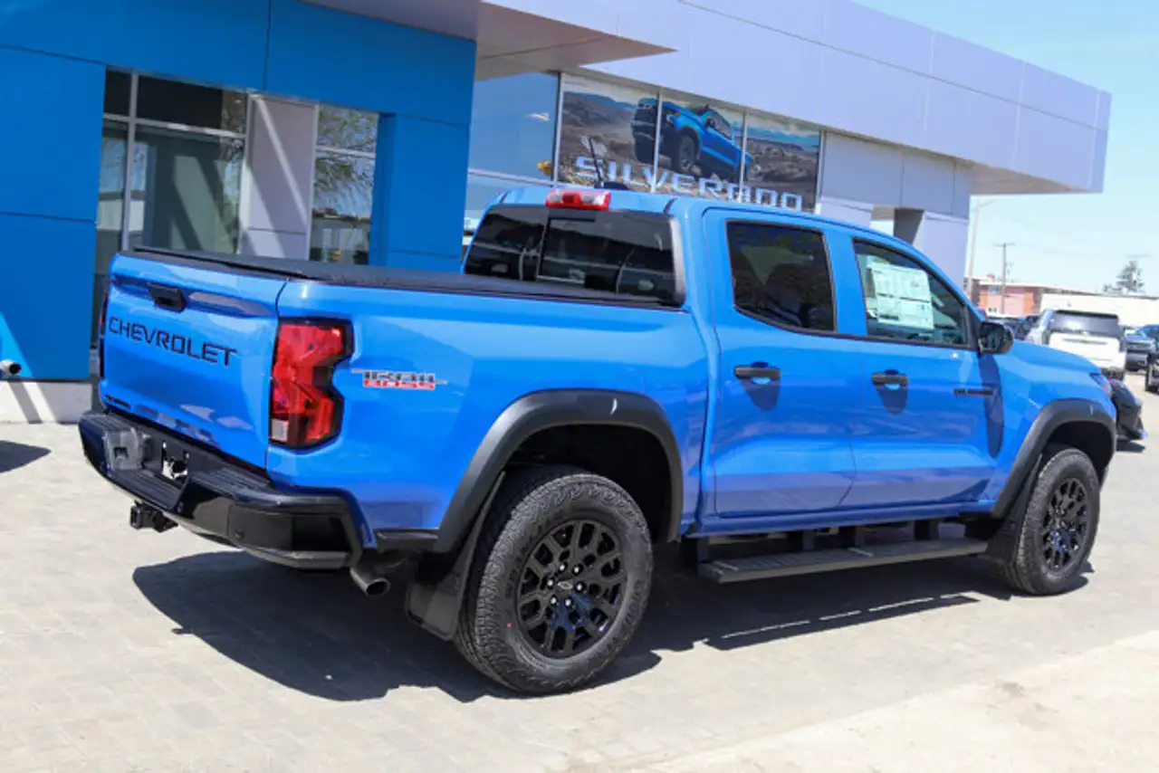 Chevrolet Colorado снимка Chevrolet Colorado