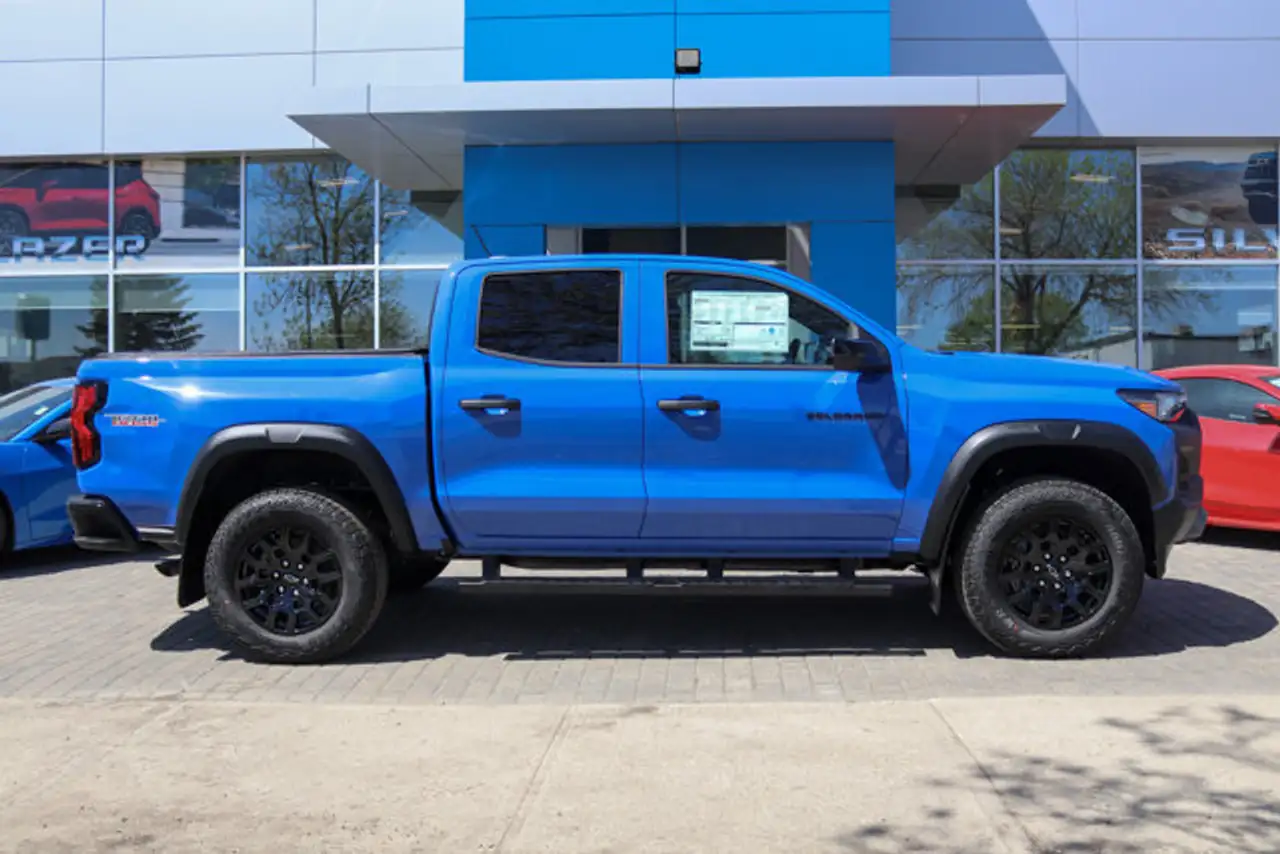 Chevrolet Colorado снимка Chevrolet Colorado