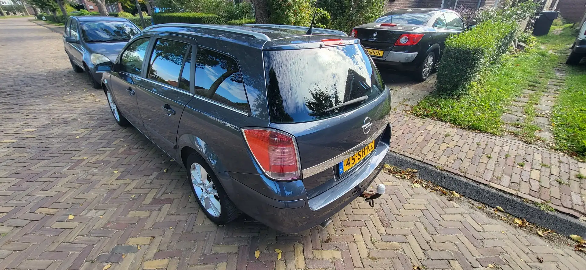 Opel Astra 2.0 T Edition Blauw - 2