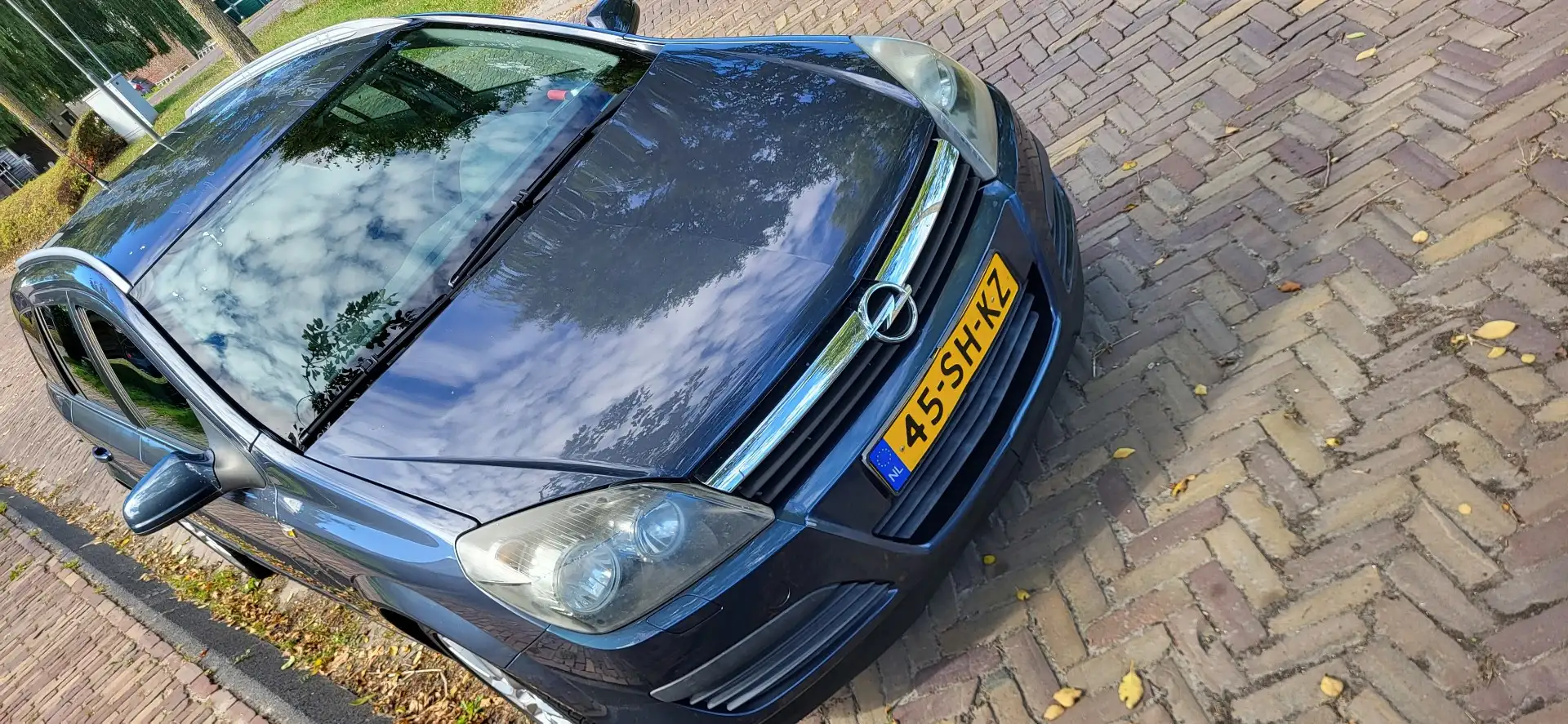 Opel Astra 2.0 T Edition Blauw - 1