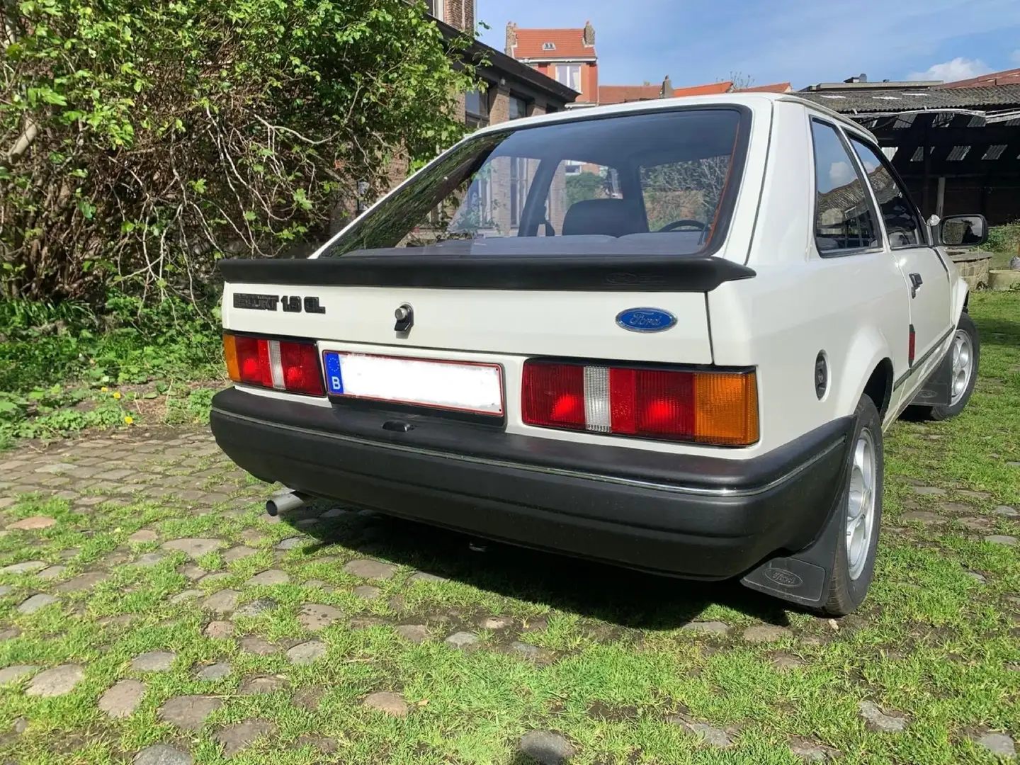 Ford Escort Aut. CL Biały - 2