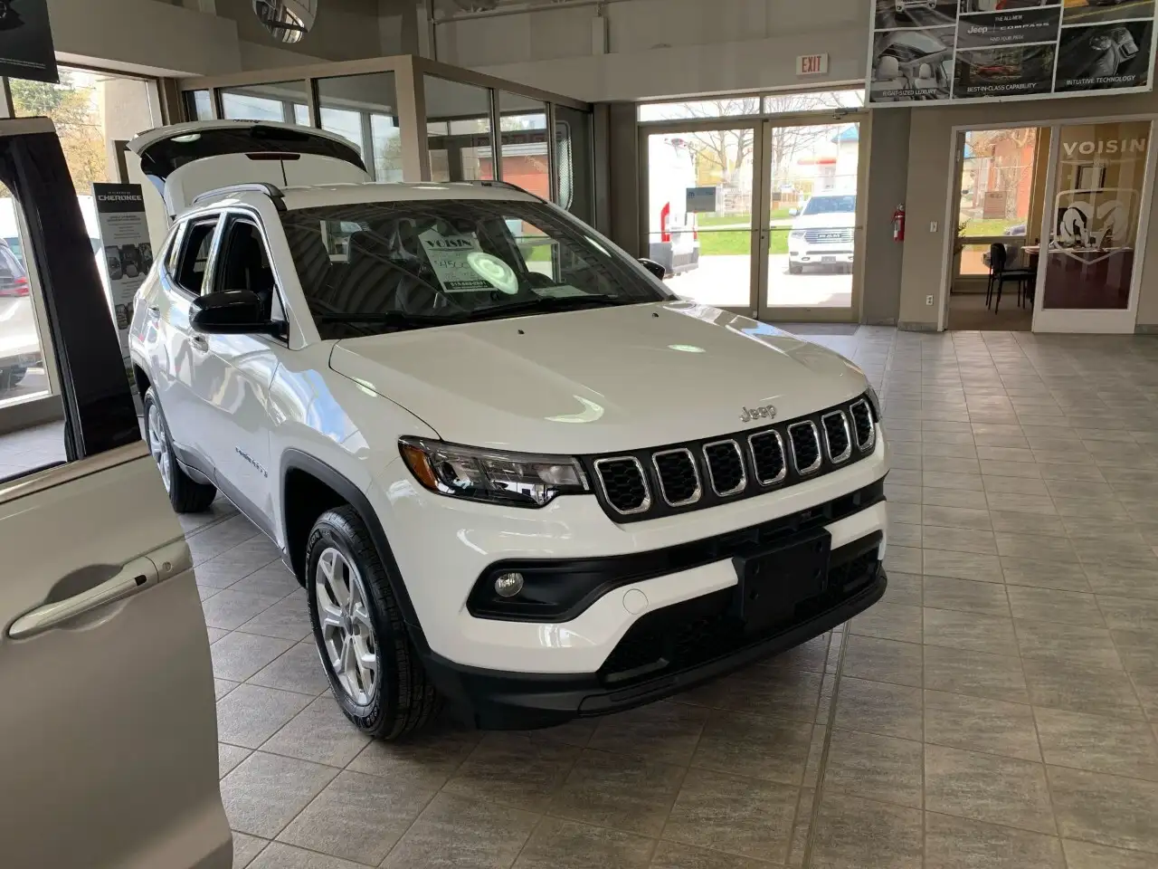 Jeep Compass снимка Jeep Compass