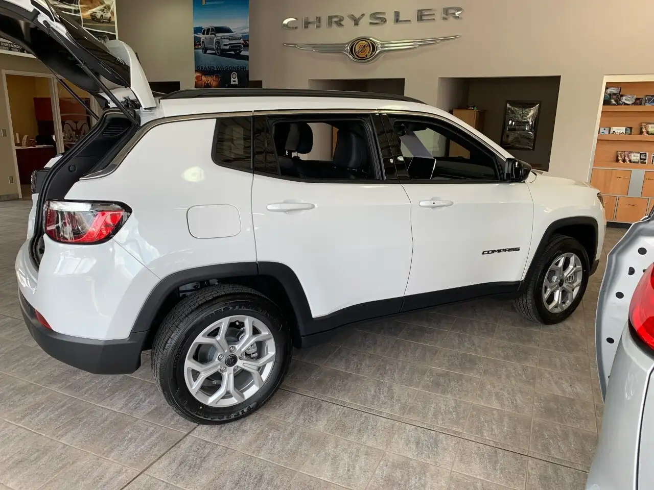 Jeep Compass снимка Jeep Compass