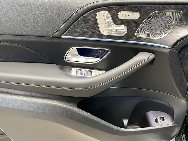 Mercedes-Benz Gle view 12