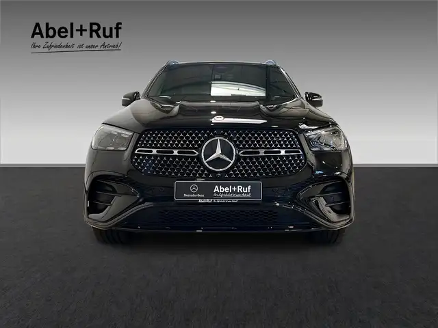 Mercedes-Benz Gle view 2