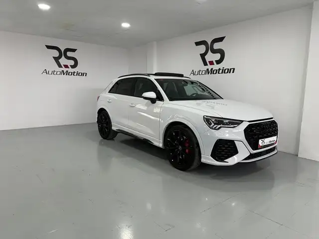 Audi RS Q3 2.5 TFSI quattro S tronic