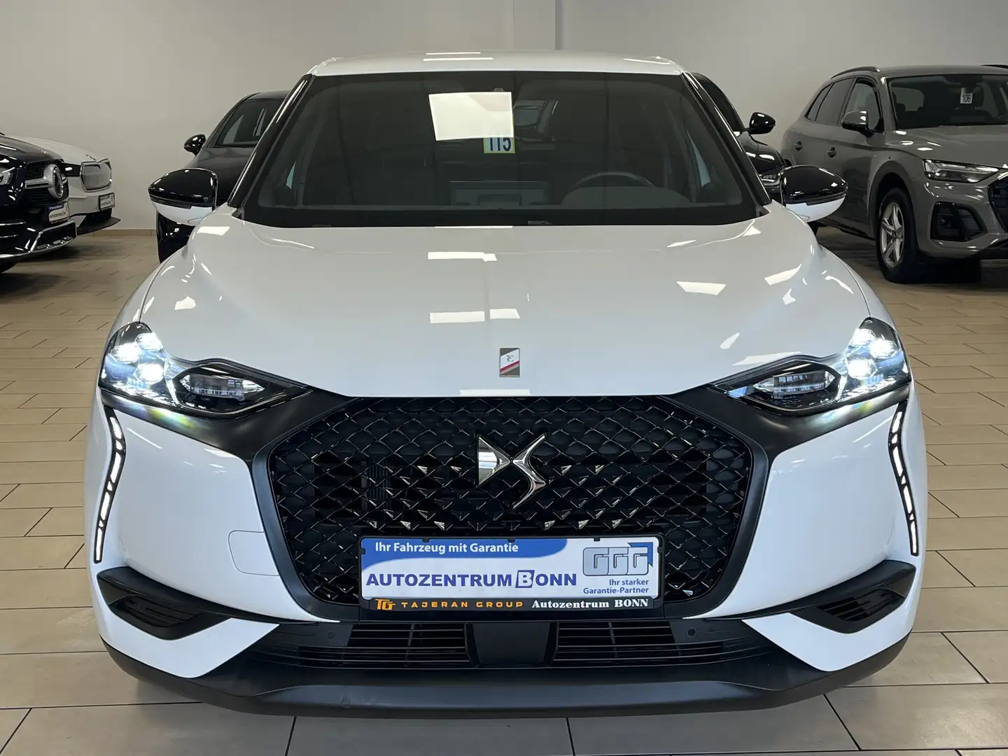 DS Automobiles DS 3 Crossback E-Tense Performance Line+ LED Navi Weiß - 2