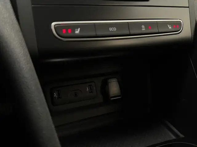 Renault Megane view 24