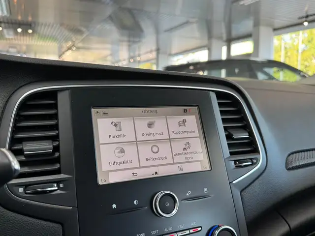 Renault Megane view 21
