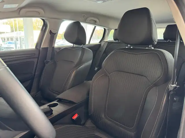 Renault Megane view 15