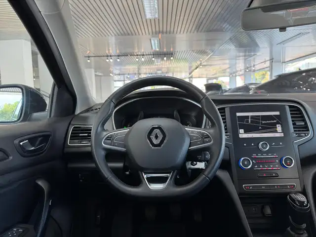 Renault Megane view 9