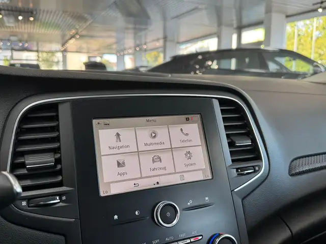 Renault Megane view 17