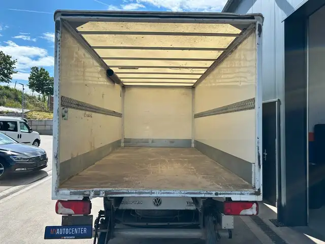 Volkswagen Crafter view 6