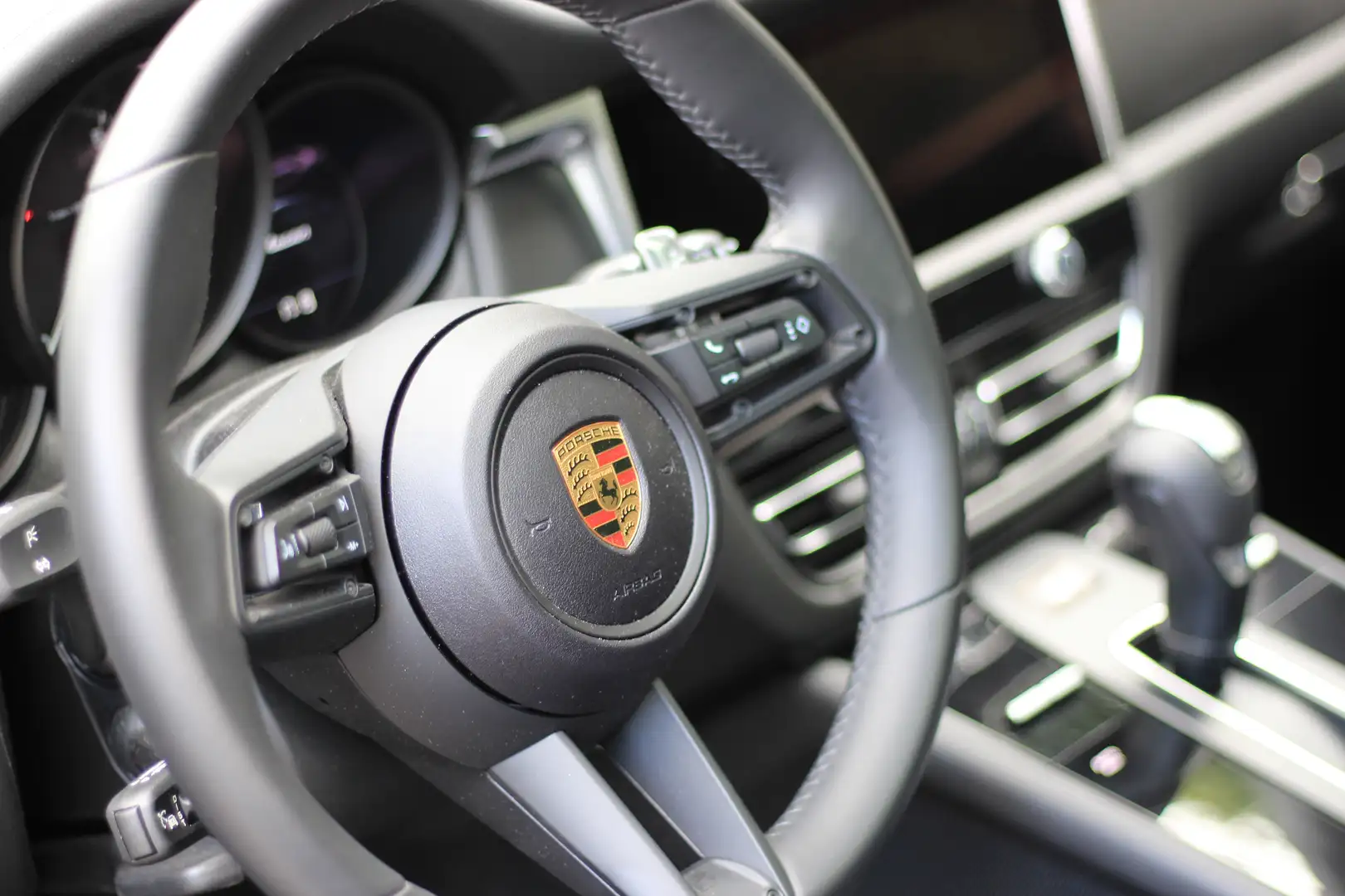 Porsche Macan Macan PDK Schwarz - 2