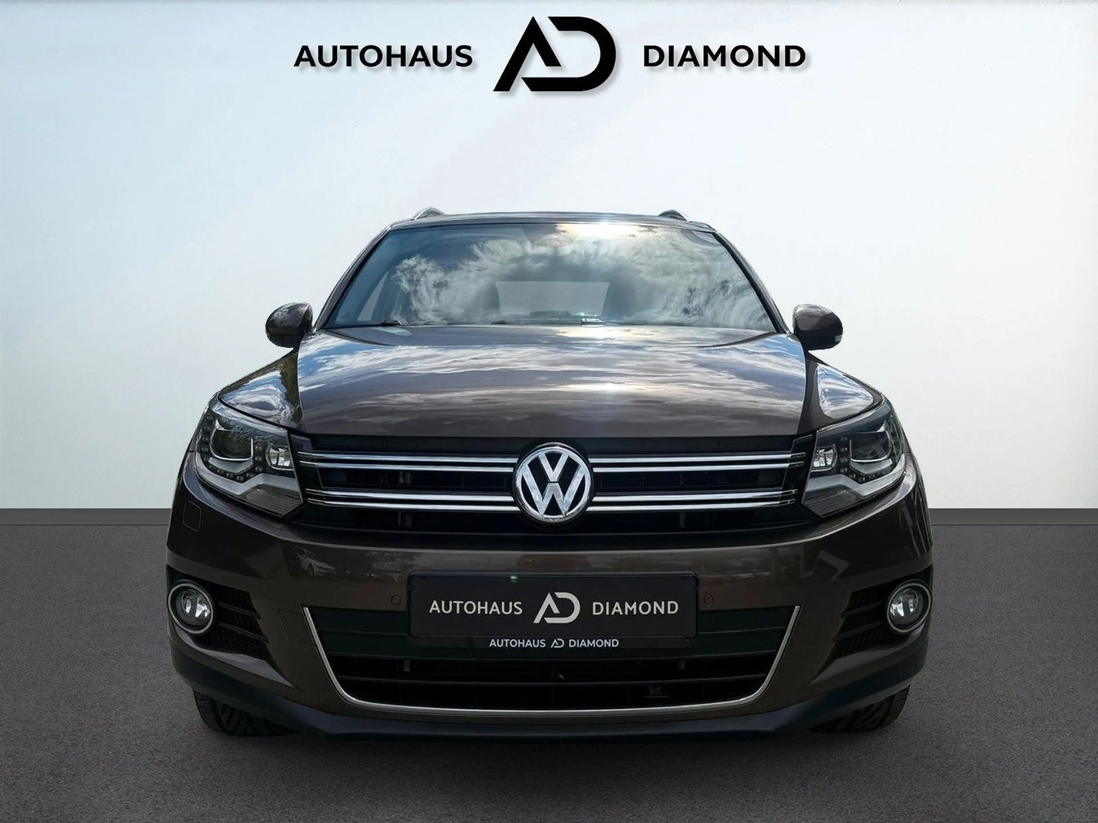 Volkswagen Tiguan Sport & Style 4Motion * PANO * STANDHEIZ* — photo 2