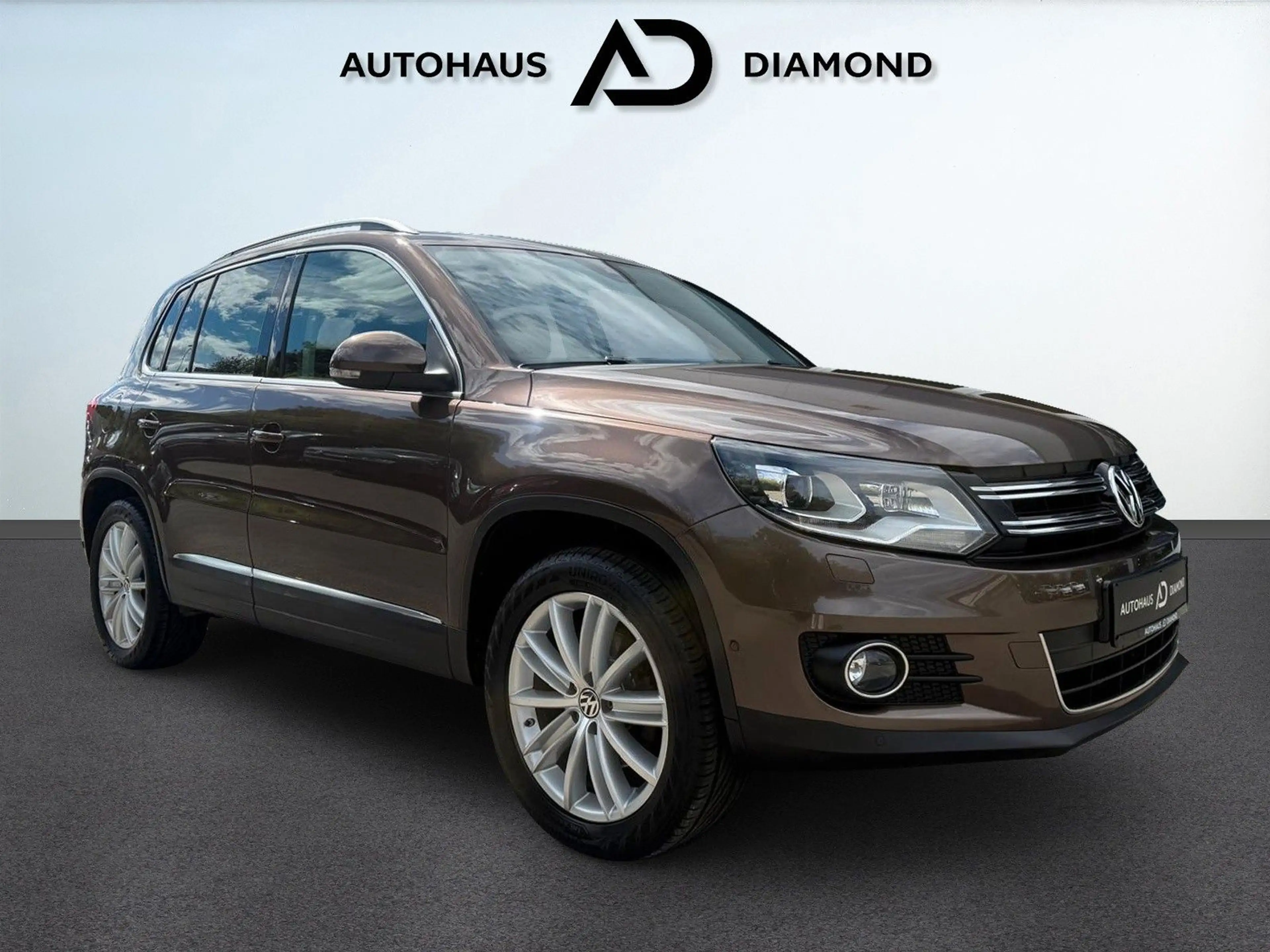 Volkswagen Tiguan Sport & Style 4Motion * PANO * STANDHEIZ* — photo 3