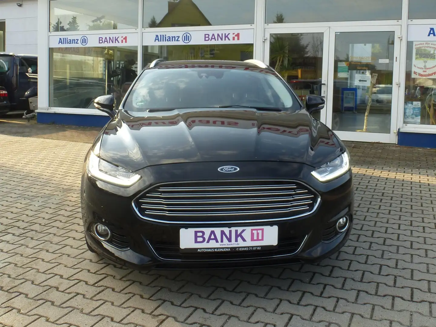 Ford Mondeo Titanium 2.0 TDCI /Navi /Leder /Xenon /Scheckeft Schwarz - 2