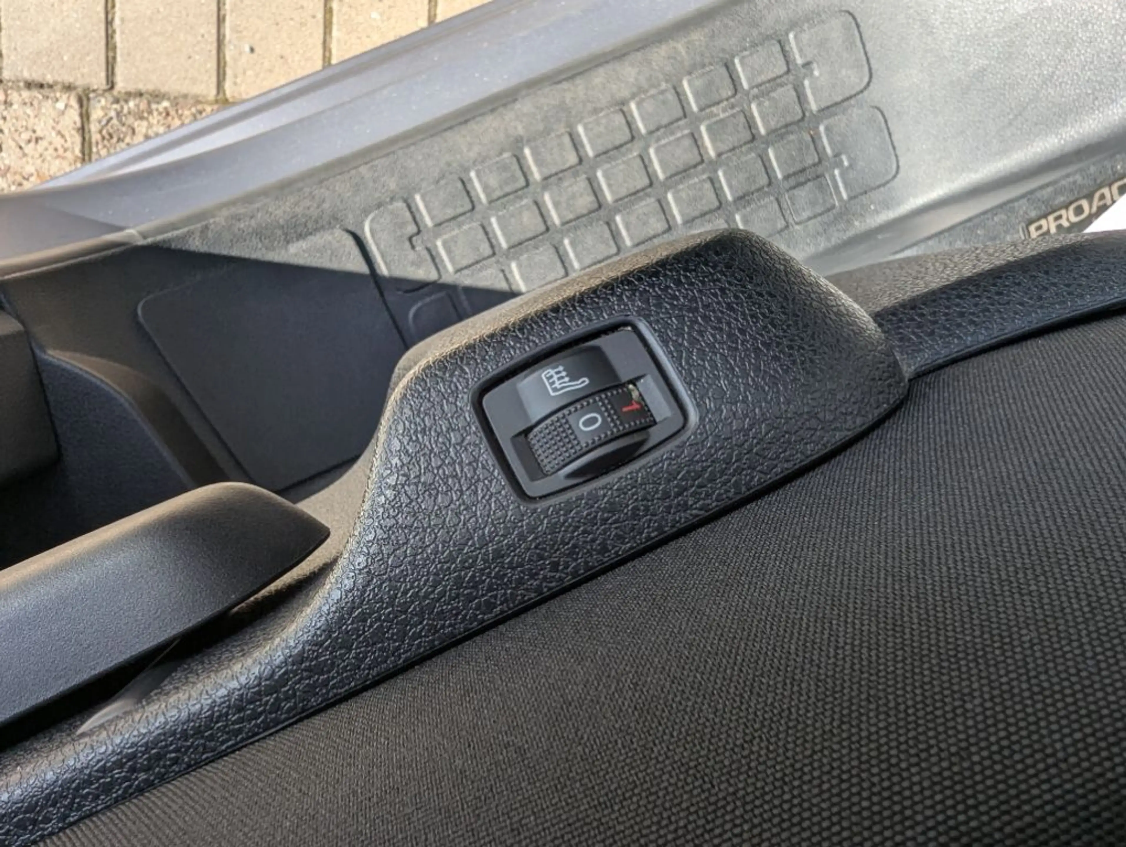 Toyota Proace 2,0-l-D-4D L1 (9-Si.) Verso Shuttle Comfort Sitzhe — photo 25