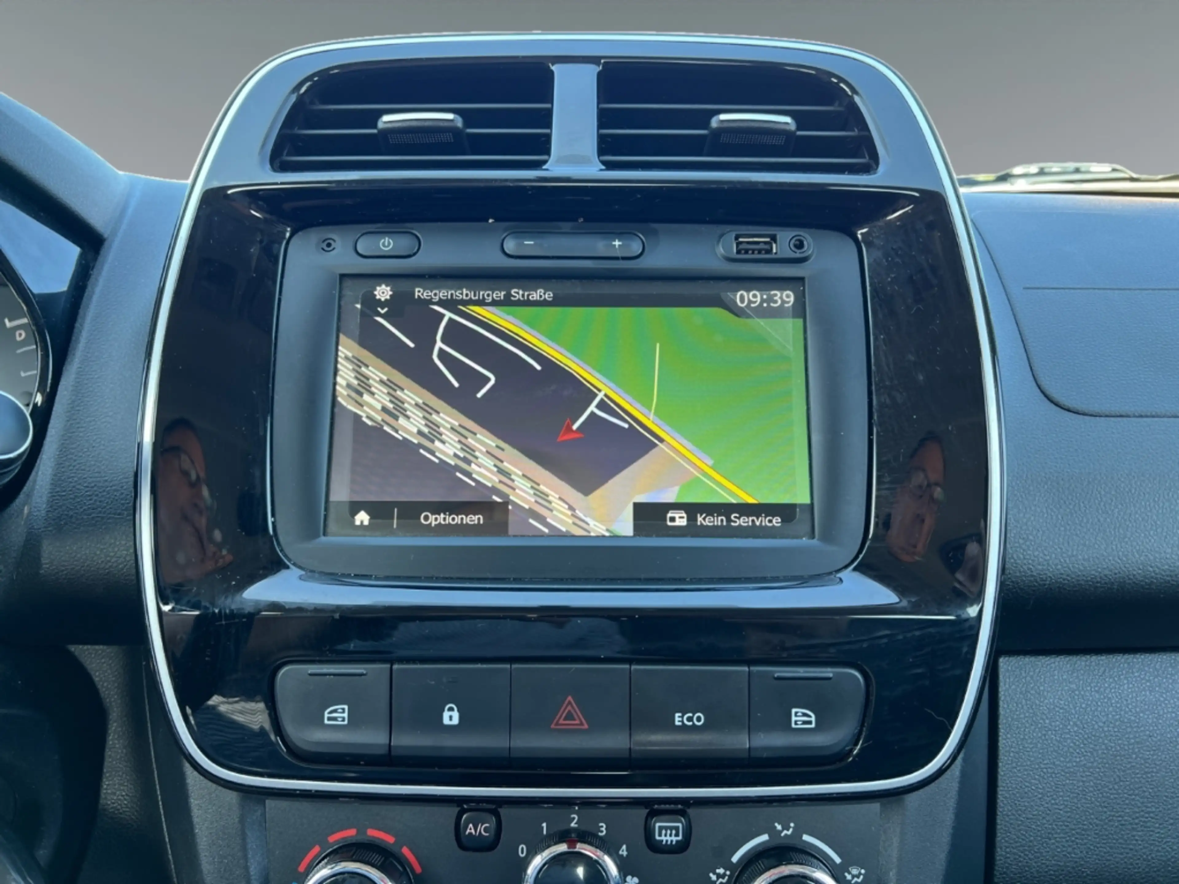 Dacia Spring Electric Essential — photo 12