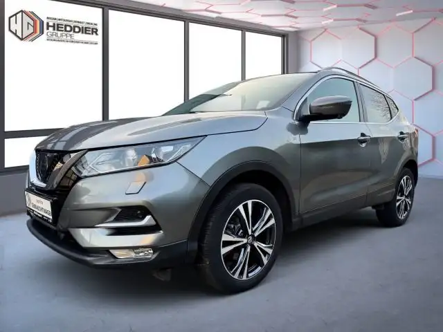 Nissan Qashqai QASHQAI 1.2 DIG-T 6MT 4x2 N-Connecta Design BF A