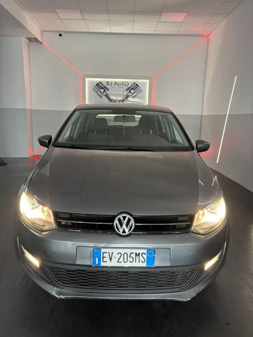 Volkswagen Polo Polo V 2009 5p 1.2 tdi Comfortline Grau - 1