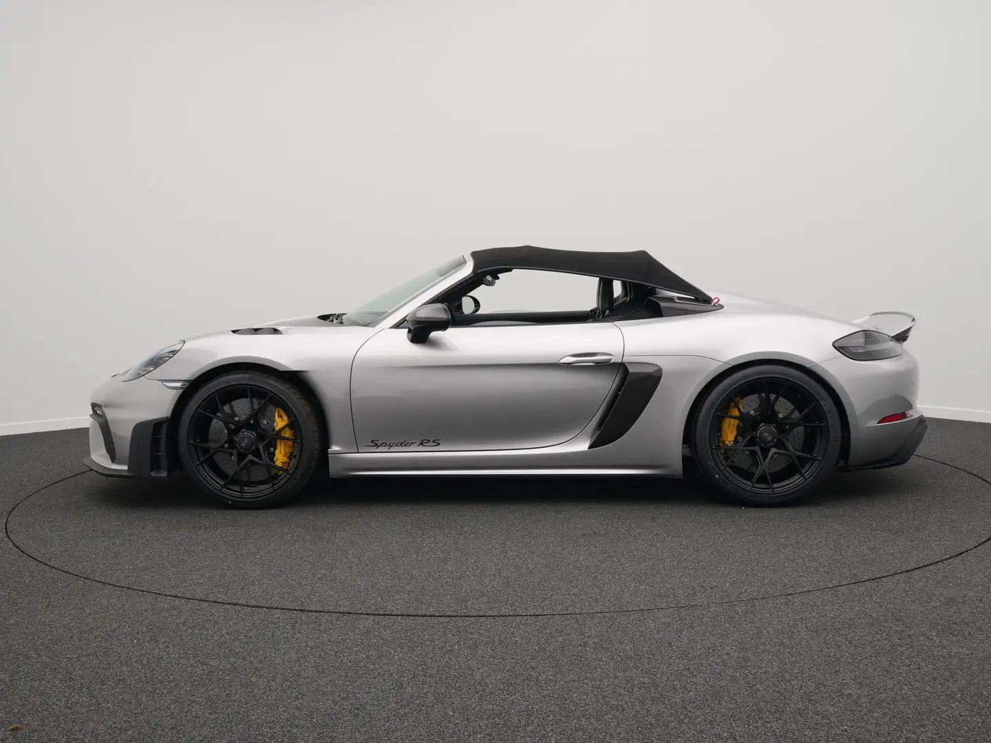 Porsche 718 Spyder RS Grijs - 2