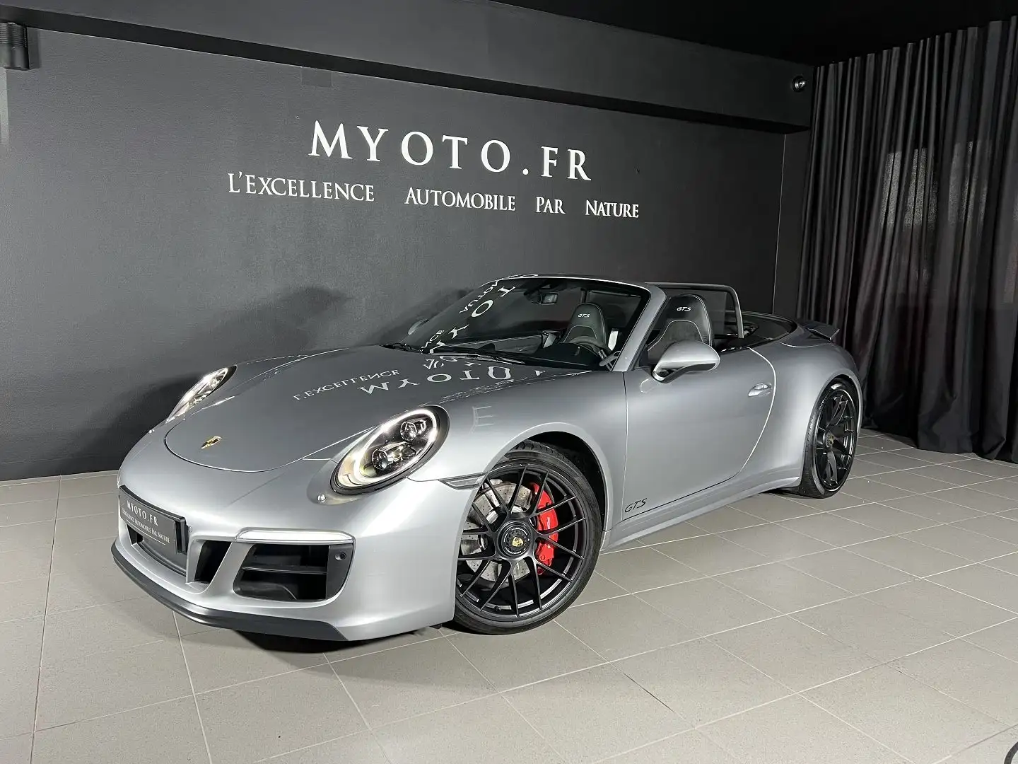 Porsche 911 (991) 3.0 450CH 4 GTS PDK Gris - 1