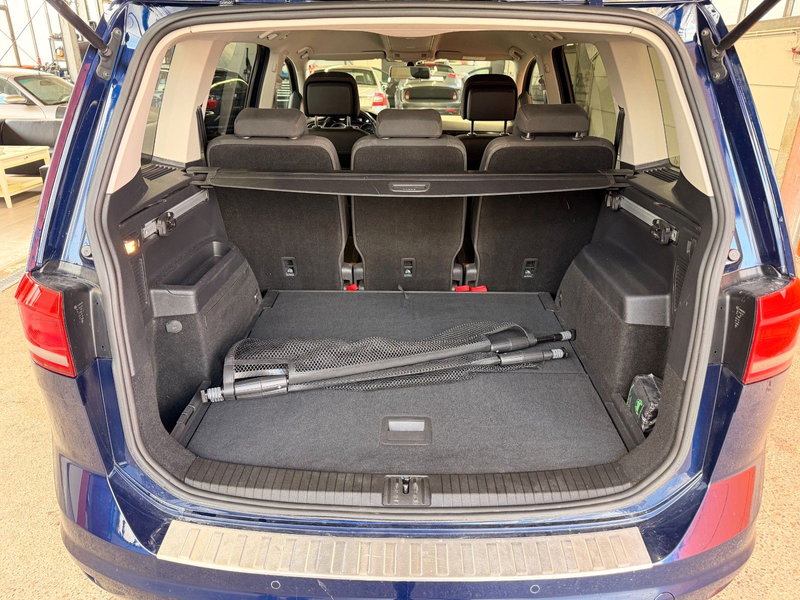 Volkswagen Touran Comfortline BMT/Start-Stopp ACC Navi AHK — photo 14