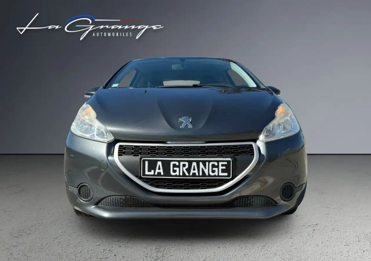 Peugeot 208 208 — photo 26