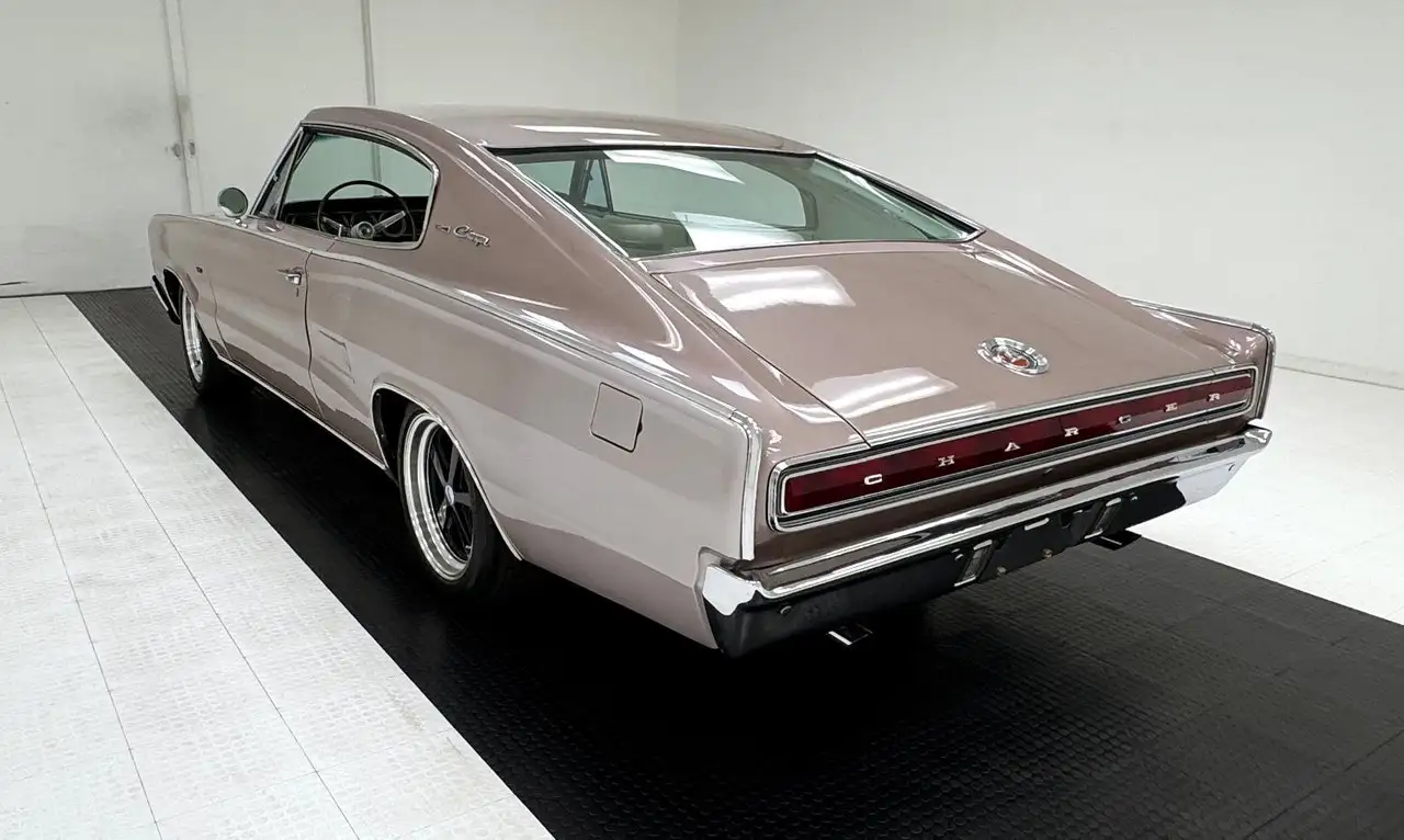 Dodge Charger Hardtop, foto 3