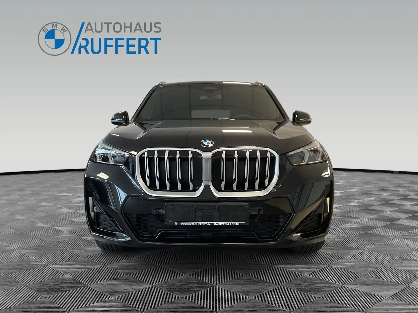 BMW X1 xDrive20i   M Sportpaket HK HiFi DAB LED RFK Noir - 2