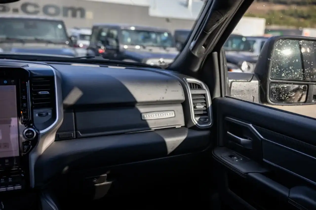RAM 3500 снимка RAM 3500