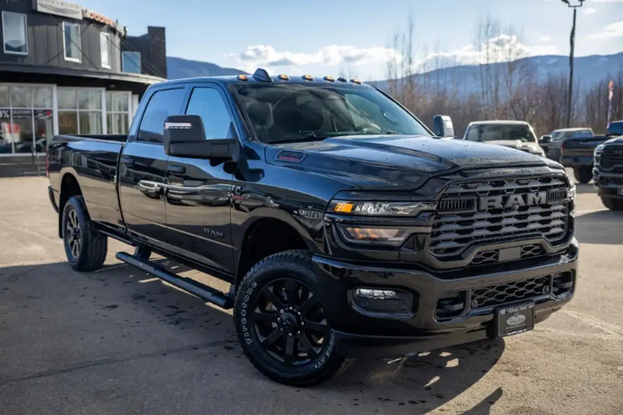 RAM 3500 снимка RAM 3500