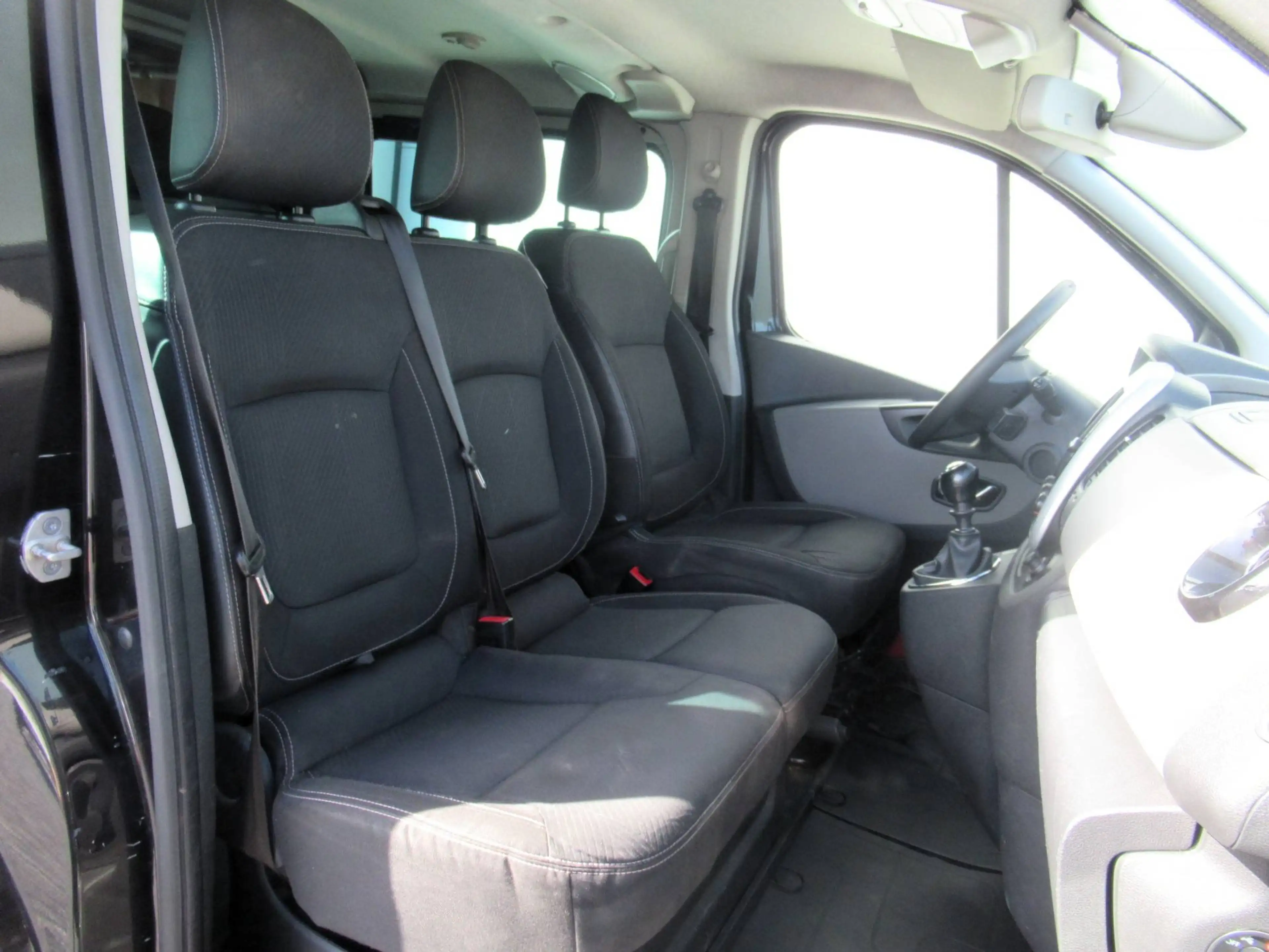 Renault Trafic 1.6 dCi L2 D. Cab / 6pl /€8.999 netto / Navi / Airco / Camera / ... — photo 10