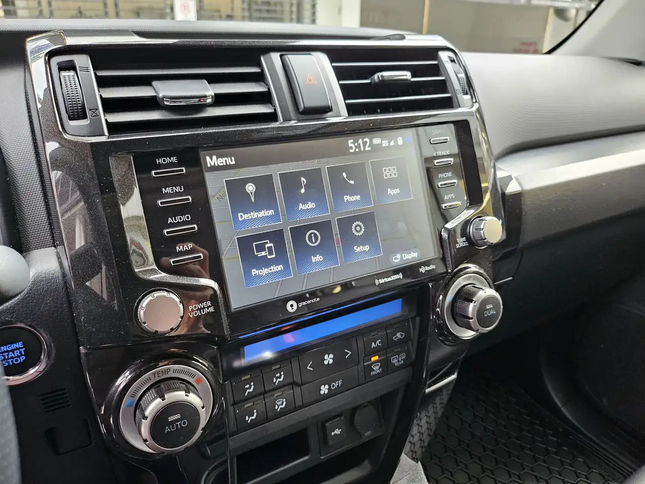 Toyota 4-Runner снимка Toyota 4-Runner