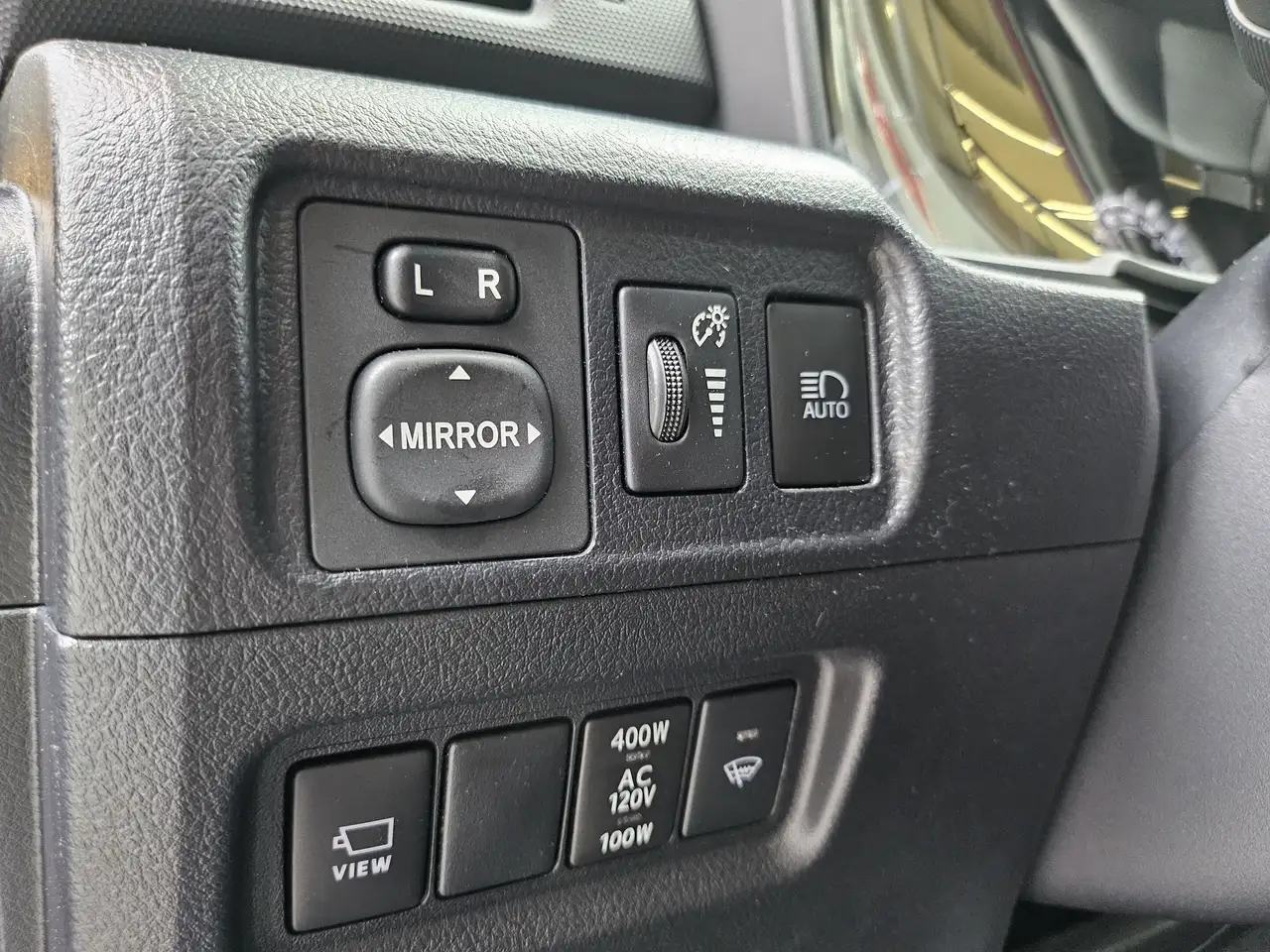 Toyota 4-Runner снимка Toyota 4-Runner