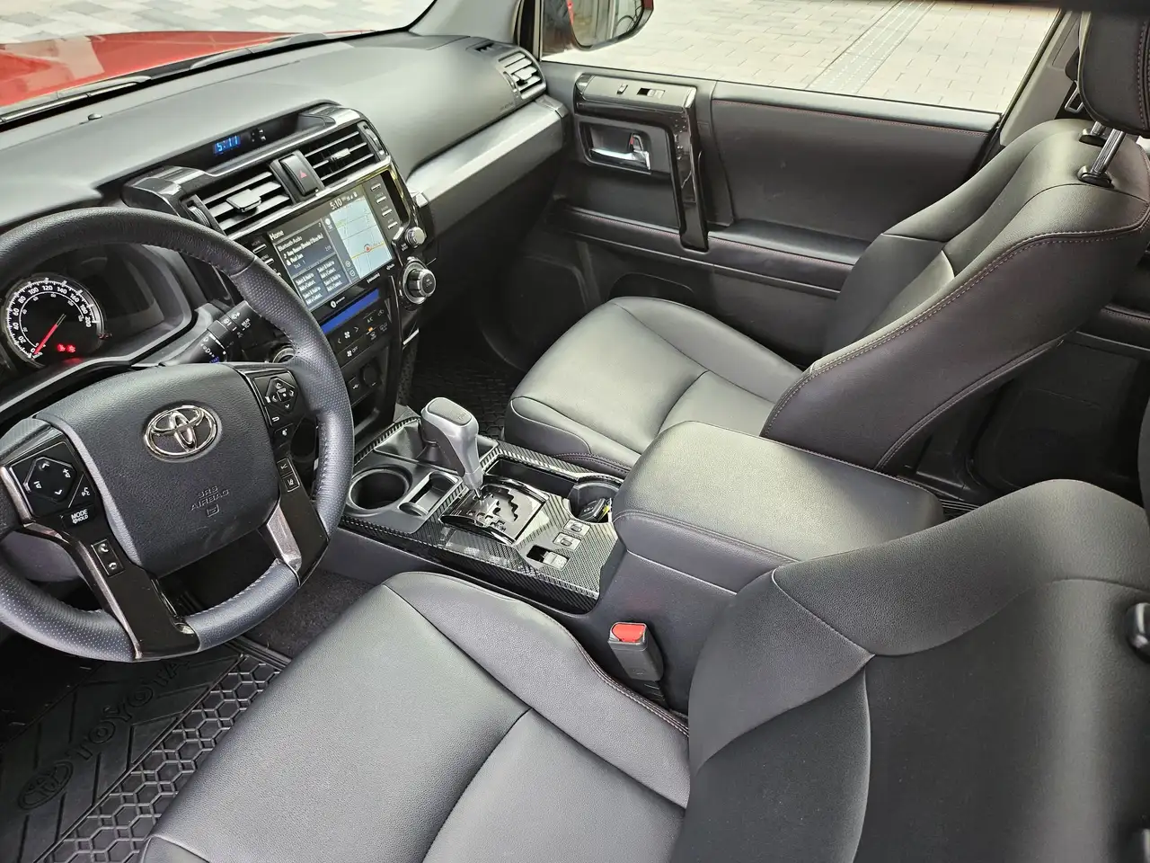 Toyota 4-Runner снимка Toyota 4-Runner